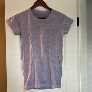 Lululemon swiftly tech short sleeve